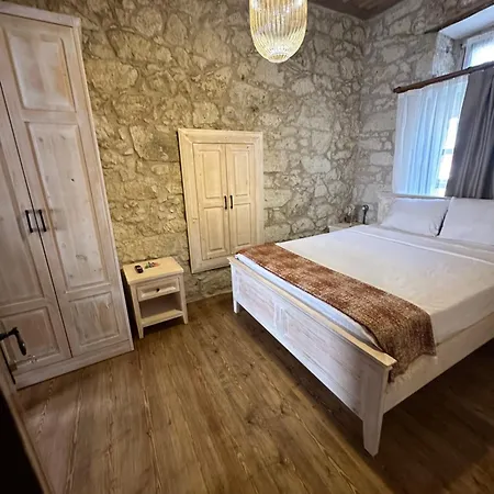 Ametist Hotell *